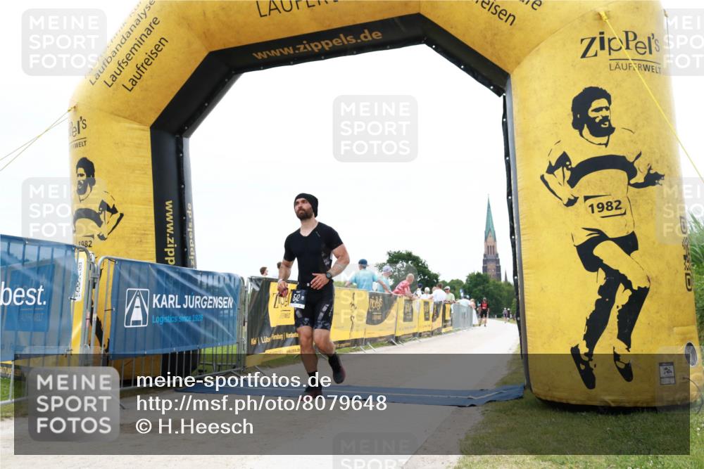 22.06.2025 - Viking Triathlon H.Heesch http://msf.ph/oto/8079648 22.06.2025 15:50:55 Laufen 542 meine-sportfotos.de