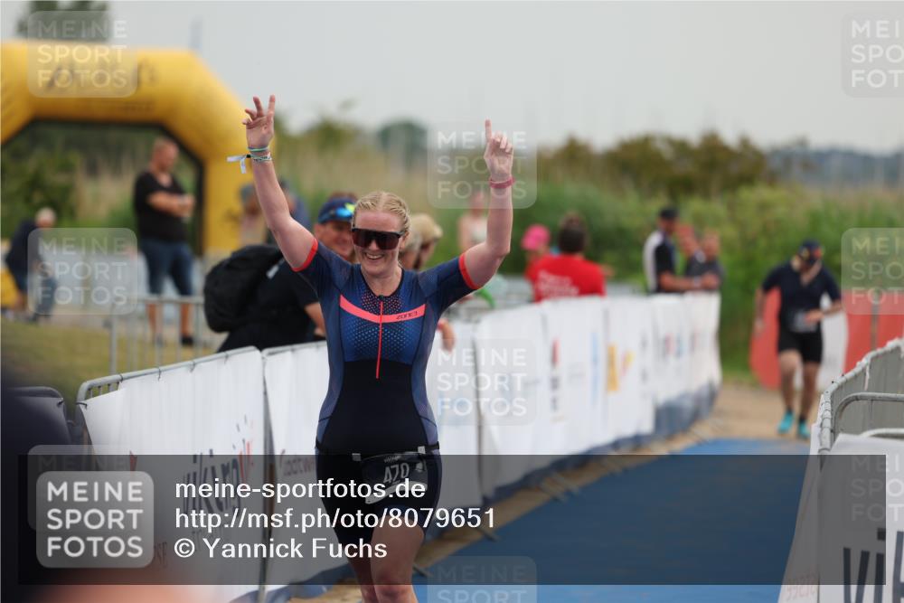 22.06.2025 - Viking Triathlon Yannick Fuchs http://msf.ph/oto/8079651 22.06.2025 16:44:51 Ziel 470 meine-sportfotos.de