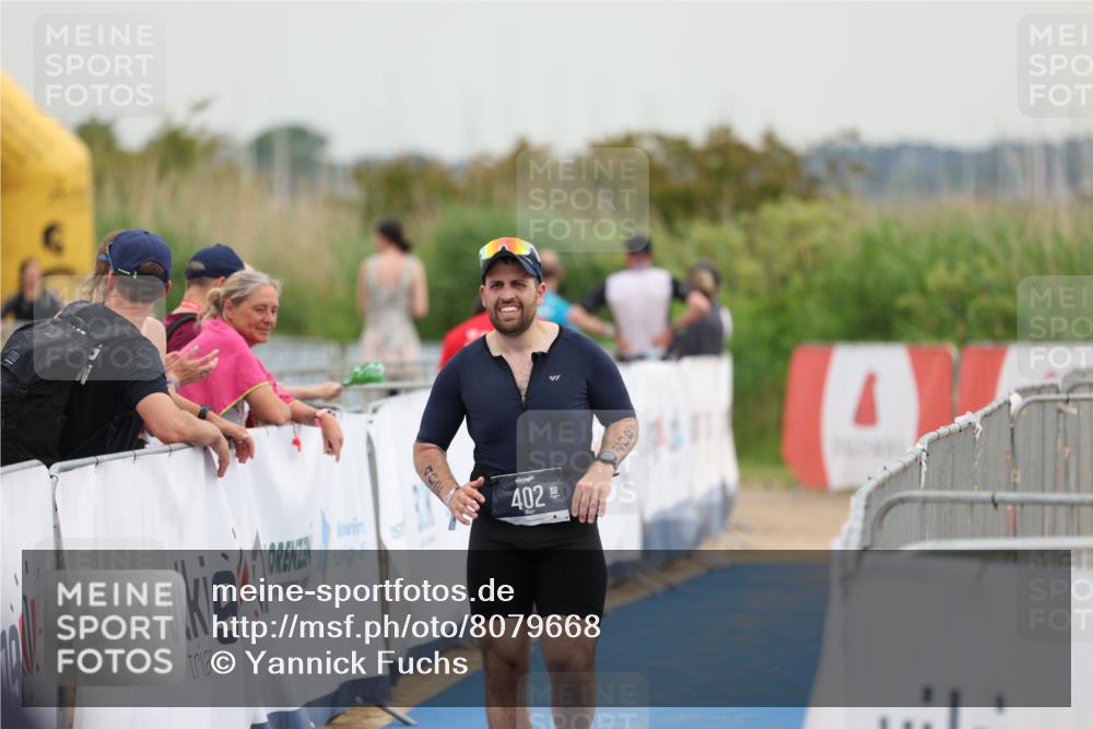 22.06.2025 - Viking Triathlon Yannick Fuchs http://msf.ph/oto/8079668 22.06.2025 16:44:58 Ziel 402 meine-sportfotos.de