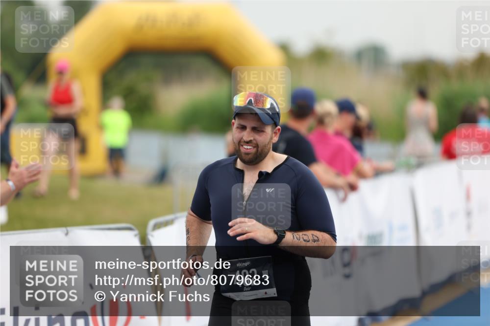 22.06.2025 - Viking Triathlon Yannick Fuchs http://msf.ph/oto/8079683 22.06.2025 16:45:00 Ziel 402 meine-sportfotos.de