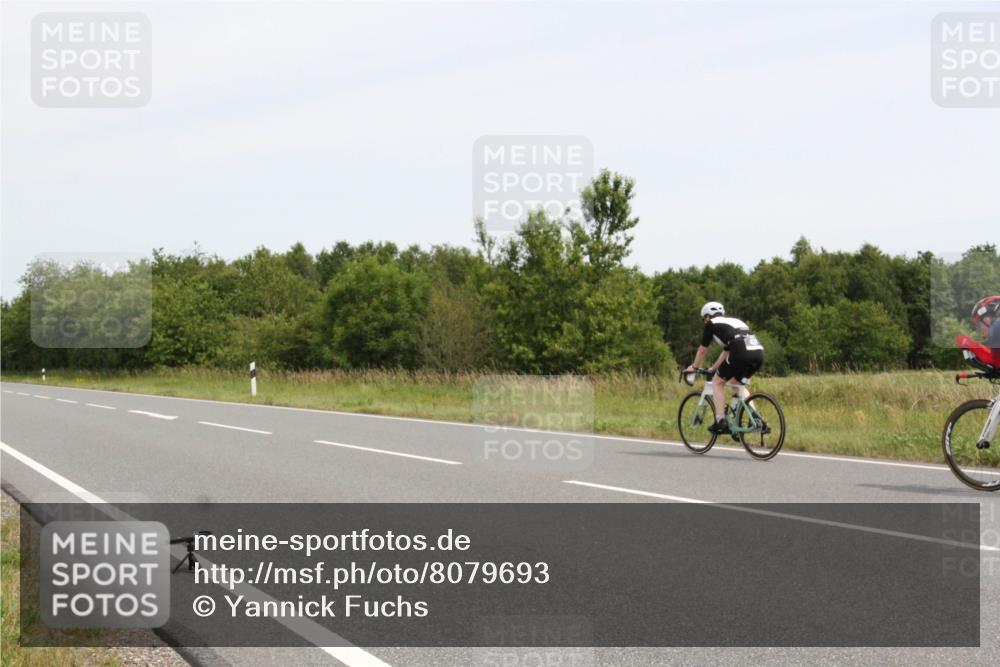 22.06.2025 - Viking Triathlon Yannick Fuchs http://msf.ph/oto/8079693 22.06.2025 12:16:49 Radfahren 17, 431, 626, 631, 655 meine-sportfotos.de
