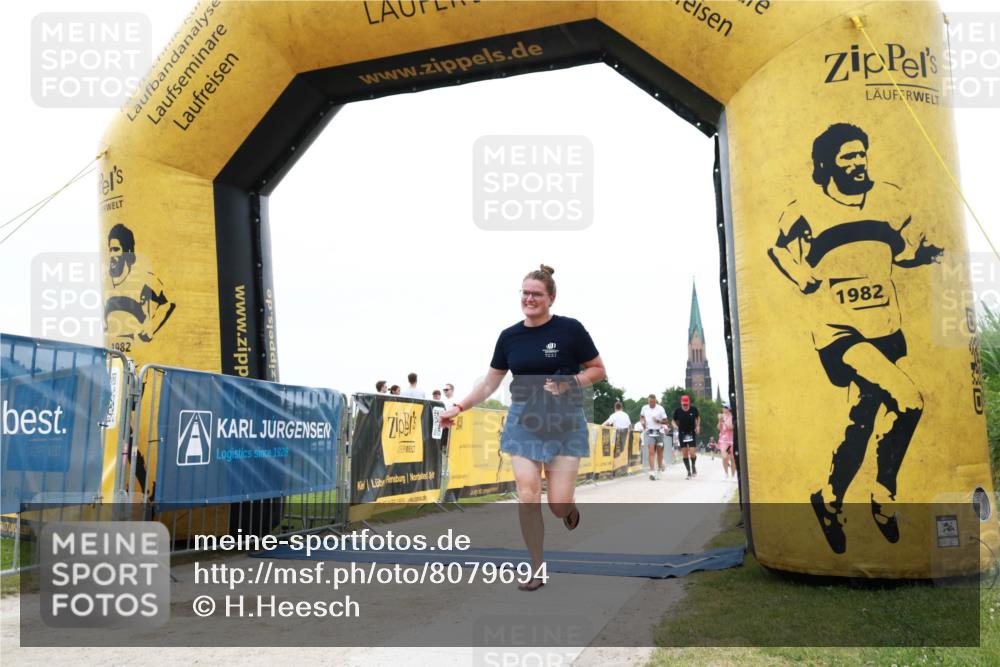 22.06.2025 - Viking Triathlon H.Heesch http://msf.ph/oto/8079694 22.06.2025 15:53:27 Laufen 75, 637 meine-sportfotos.de