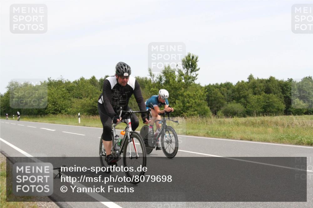 22.06.2025 - Viking Triathlon Yannick Fuchs http://msf.ph/oto/8079698 22.06.2025 12:16:55 Radfahren 17, 538, 626 meine-sportfotos.de
