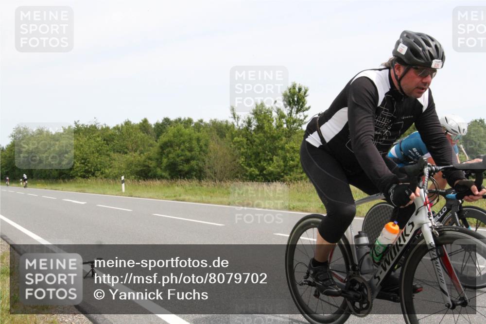 22.06.2025 - Viking Triathlon Yannick Fuchs http://msf.ph/oto/8079702 22.06.2025 12:16:55 Radfahren 17, 538, 626 meine-sportfotos.de