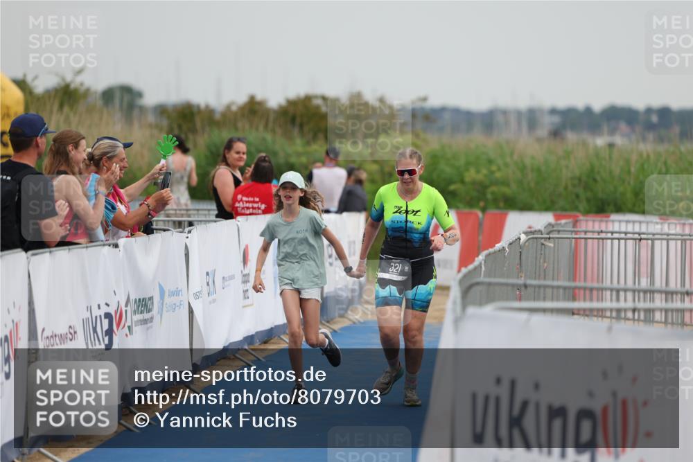 22.06.2025 - Viking Triathlon Yannick Fuchs http://msf.ph/oto/8079703 22.06.2025 16:45:59 Ziel 321 meine-sportfotos.de