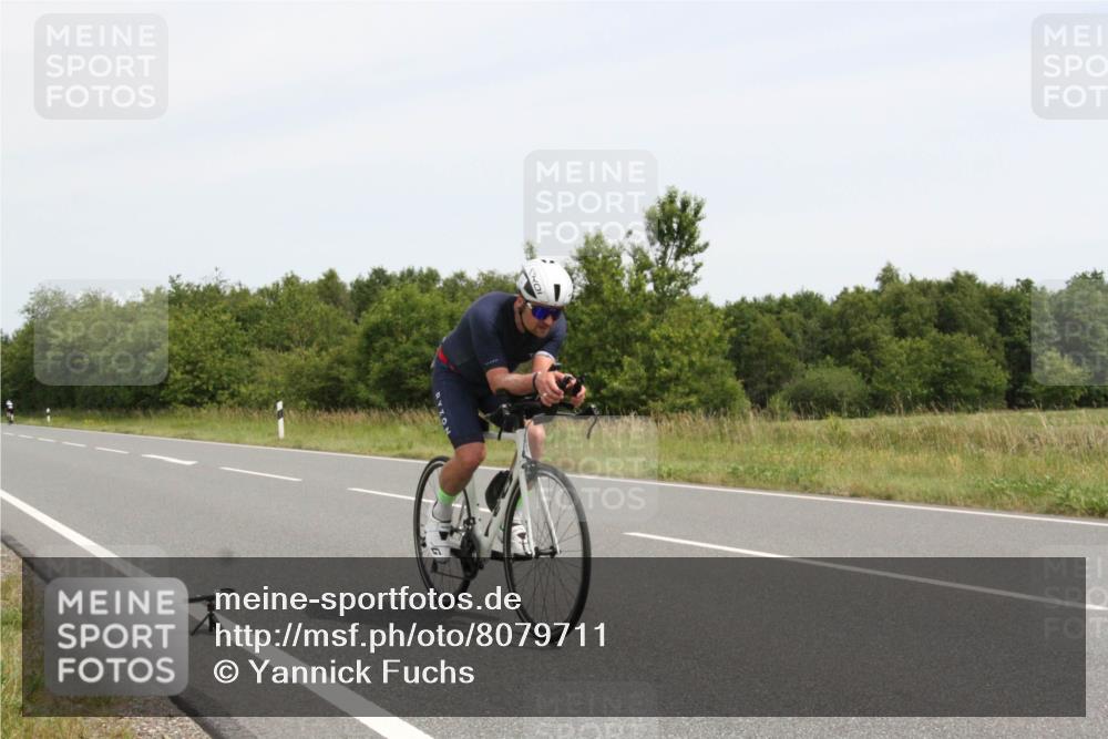 22.06.2025 - Viking Triathlon Yannick Fuchs http://msf.ph/oto/8079711 22.06.2025 12:16:58 Radfahren 1, 17, 538, 626 meine-sportfotos.de