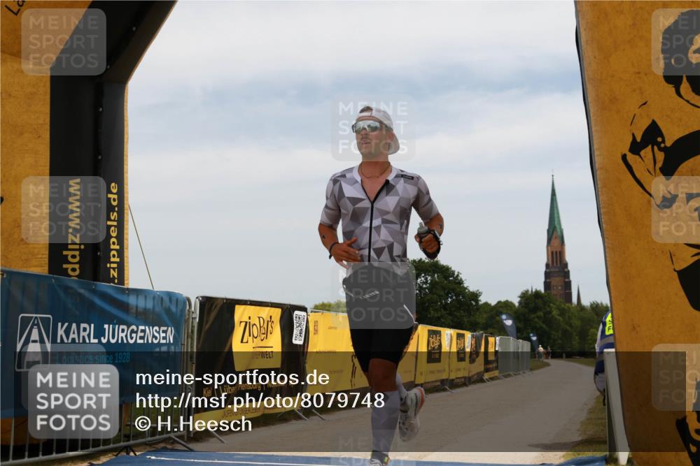 22.06.2025 - Viking Triathlon H.Heesch http://msf.ph/oto/8079748 22.06.2025 12:36:32 Laufen 1, 414 meine-sportfotos.de