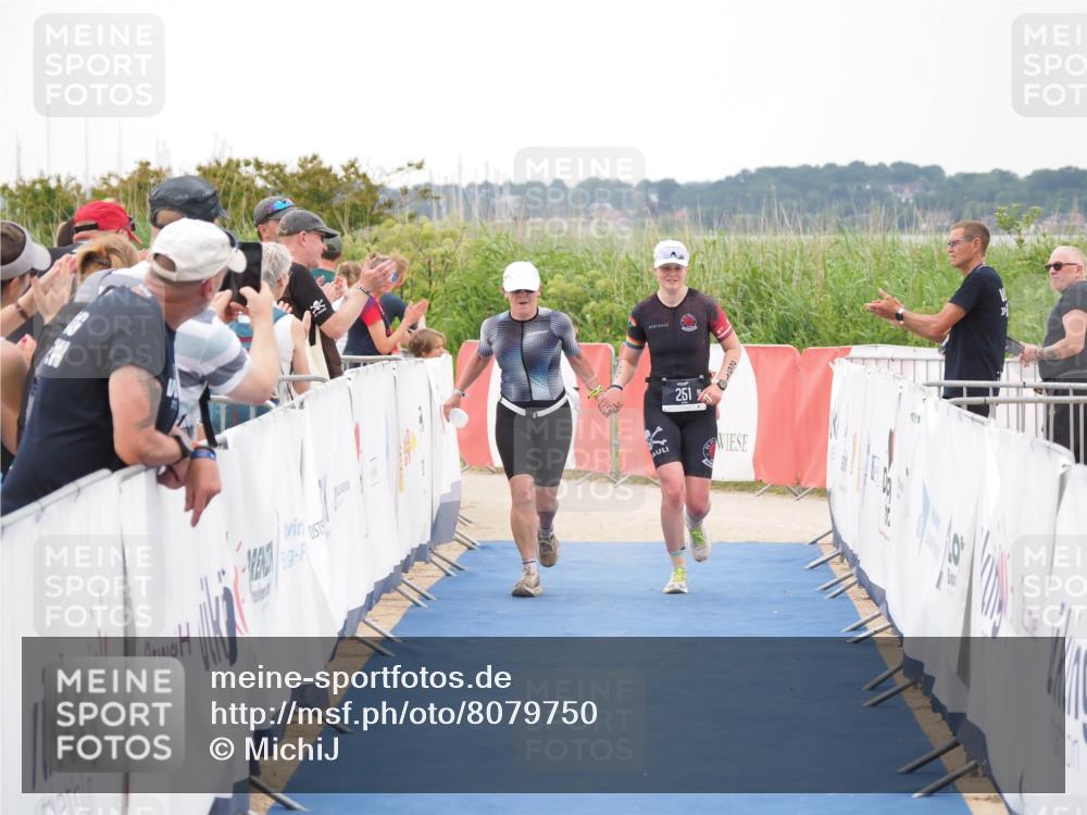 22.06.2025 - Viking Triathlon MichiJ http://msf.ph/oto/8079750 22.06.2025 16:05:32 Ziel 251, 454 meine-sportfotos.de