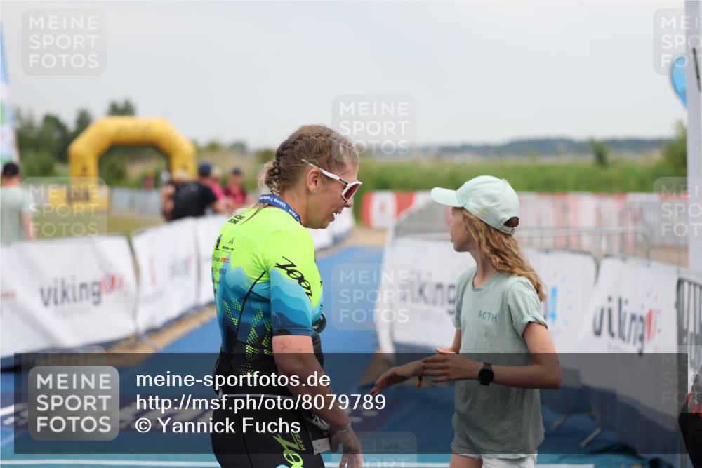 22.06.2025 - Viking Triathlon Yannick Fuchs http://msf.ph/oto/8079789 22.06.2025 16:46:22 Ziel  meine-sportfotos.de