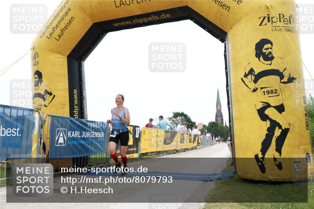 22.06.2025 - Viking Triathlon H.Heesch http://msf.ph/oto/8079793 22.06.2025 15:55:48 Laufen 197, 201 meine-sportfotos.de