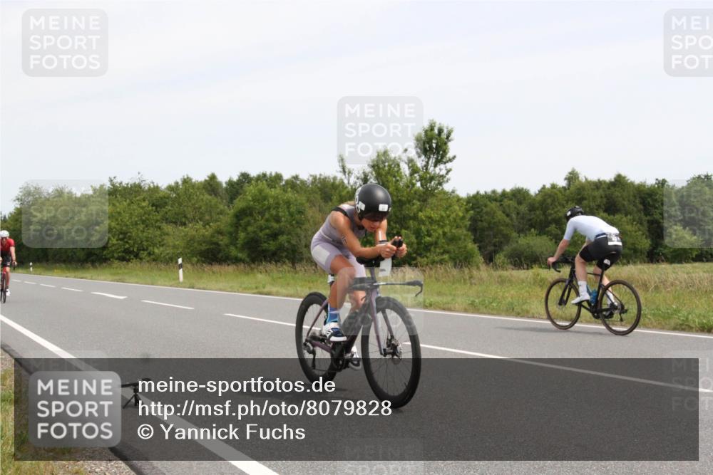 22.06.2025 - Viking Triathlon Yannick Fuchs http://msf.ph/oto/8079828 22.06.2025 12:17:44 Radfahren 45, 58, 214, 335, 357, 464, 488, 511, 639 meine-sportfotos.de