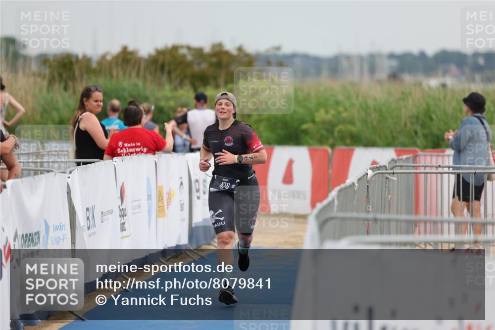 22.06.2025 - Viking Triathlon Yannick Fuchs http://msf.ph/oto/8079841 22.06.2025 16:47:53 Ziel 476 meine-sportfotos.de
