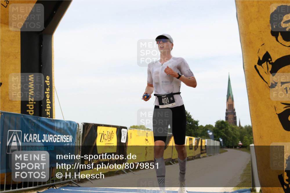 22.06.2025 - Viking Triathlon H.Heesch http://msf.ph/oto/8079851 22.06.2025 12:43:56 Laufen 401 meine-sportfotos.de