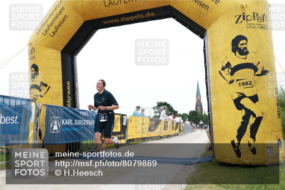 22.06.2025 - Viking Triathlon H.Heesch http://msf.ph/oto/8079869 22.06.2025 15:58:17 Laufen 24 meine-sportfotos.de