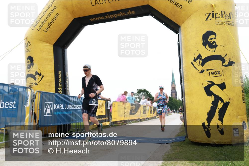 22.06.2025 - Viking Triathlon H.Heesch http://msf.ph/oto/8079894 22.06.2025 15:58:50 Laufen 77, 192, 461 meine-sportfotos.de