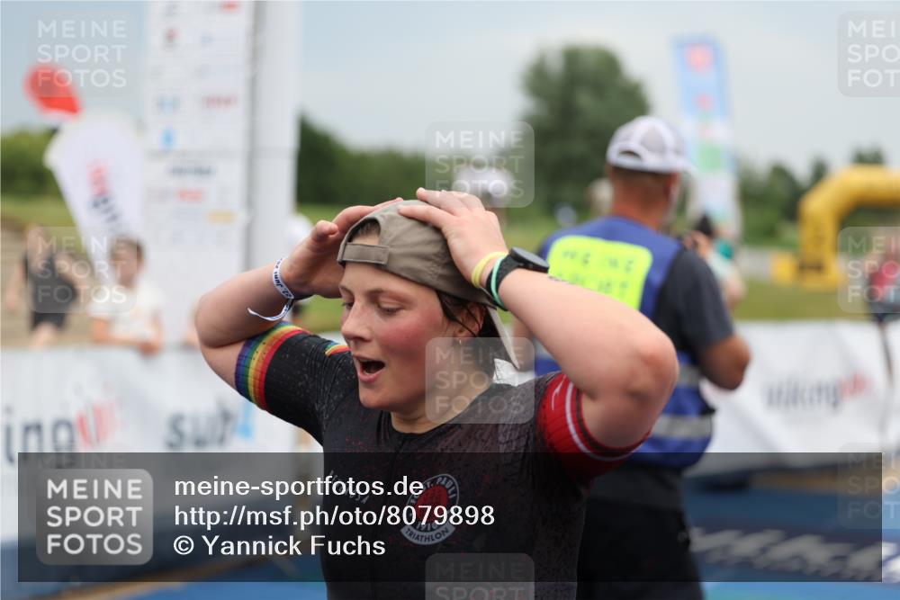22.06.2025 - Viking Triathlon Yannick Fuchs http://msf.ph/oto/8079898 22.06.2025 16:48:00 Ziel 476 meine-sportfotos.de