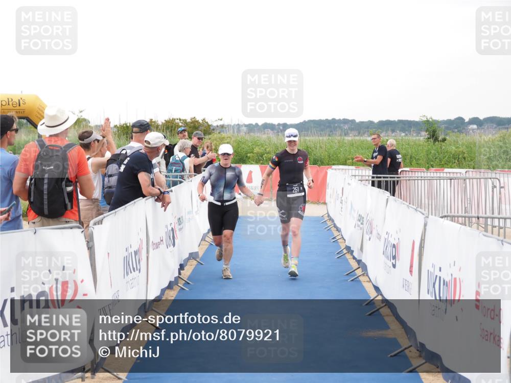 22.06.2025 - Viking Triathlon MichiJ http://msf.ph/oto/8079921 22.06.2025 16:05:34 Ziel 251, 454 meine-sportfotos.de