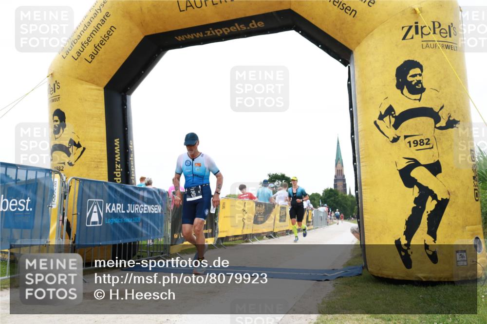 22.06.2025 - Viking Triathlon H.Heesch http://msf.ph/oto/8079923 22.06.2025 15:59:54 Laufen 26, 181 meine-sportfotos.de