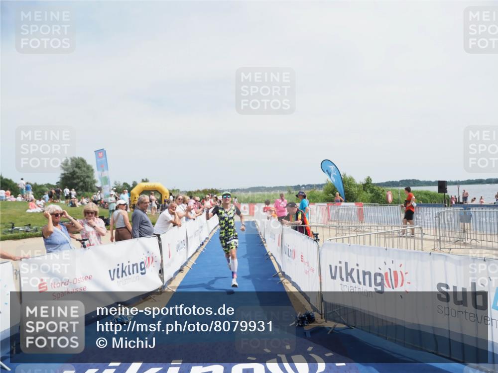 22.06.2025 - Viking Triathlon MichiJ http://msf.ph/oto/8079931 22.06.2025 14:19:50 Ziel 368 meine-sportfotos.de