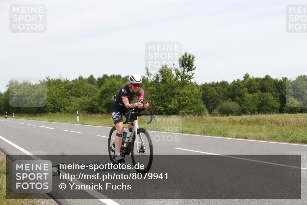 22.06.2025 - Viking Triathlon Yannick Fuchs http://msf.ph/oto/8079941 22.06.2025 12:18:12 Radfahren 79, 131, 408 meine-sportfotos.de