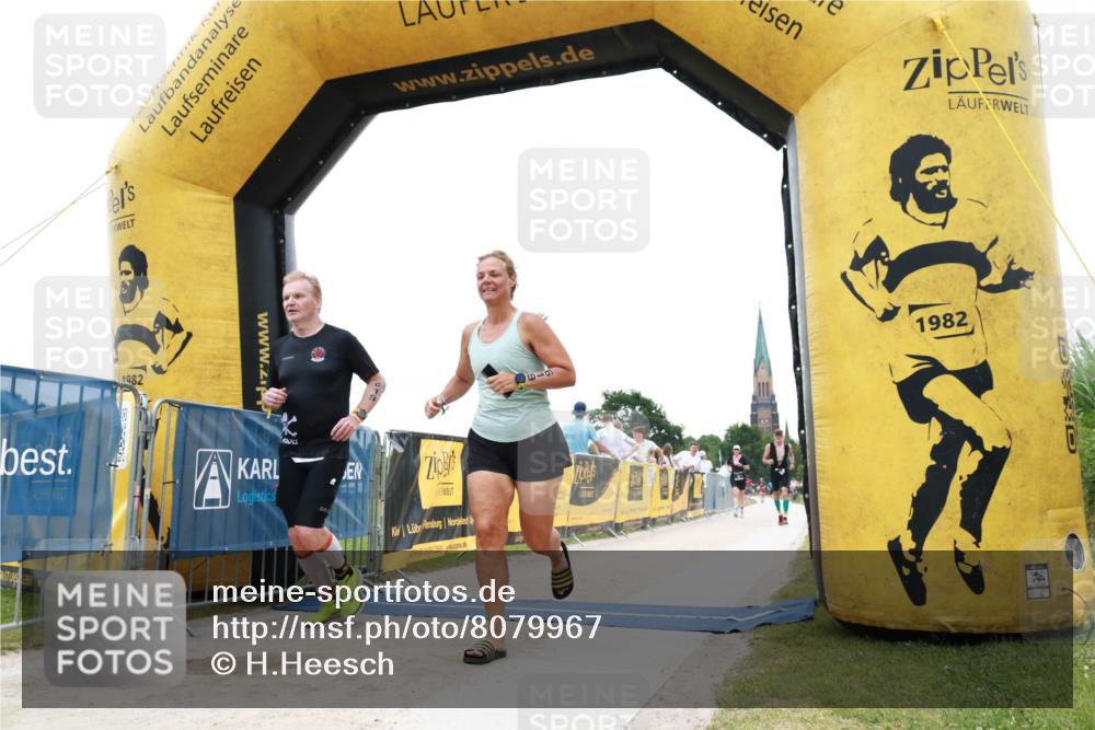 22.06.2025 - Viking Triathlon H.Heesch http://msf.ph/oto/8079967 22.06.2025 16:01:14 Laufen 619 meine-sportfotos.de