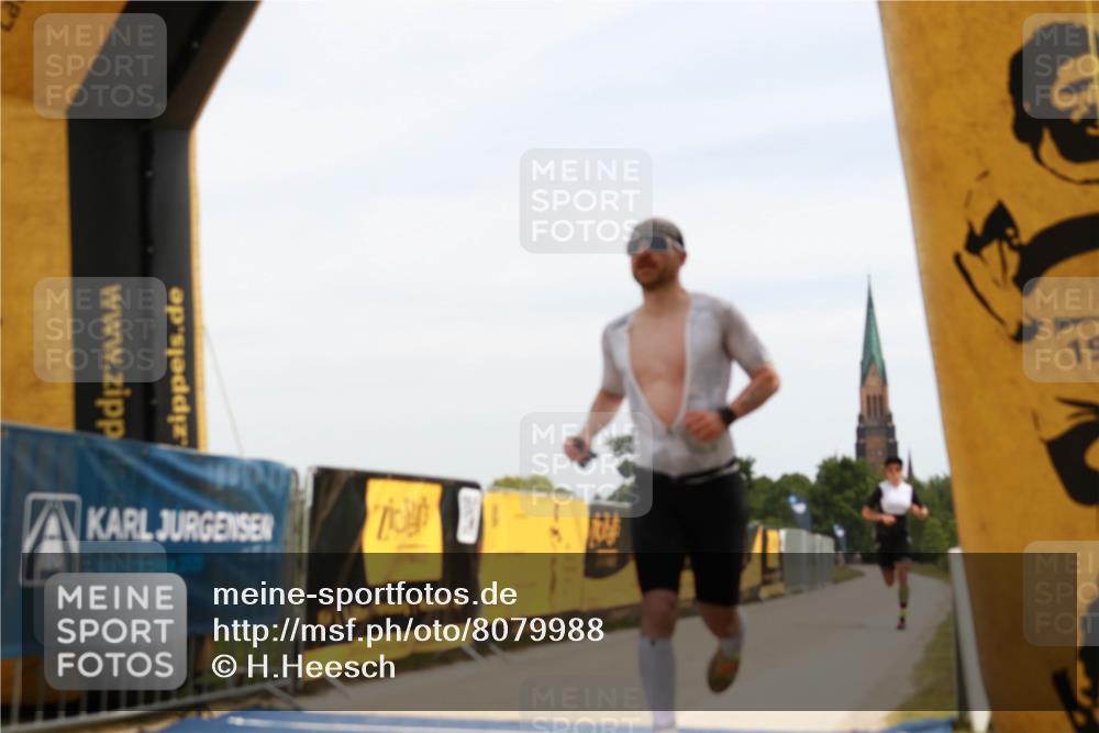 22.06.2025 - Viking Triathlon H.Heesch http://msf.ph/oto/8079988 22.06.2025 12:50:18 Laufen 11, 258, 367 meine-sportfotos.de