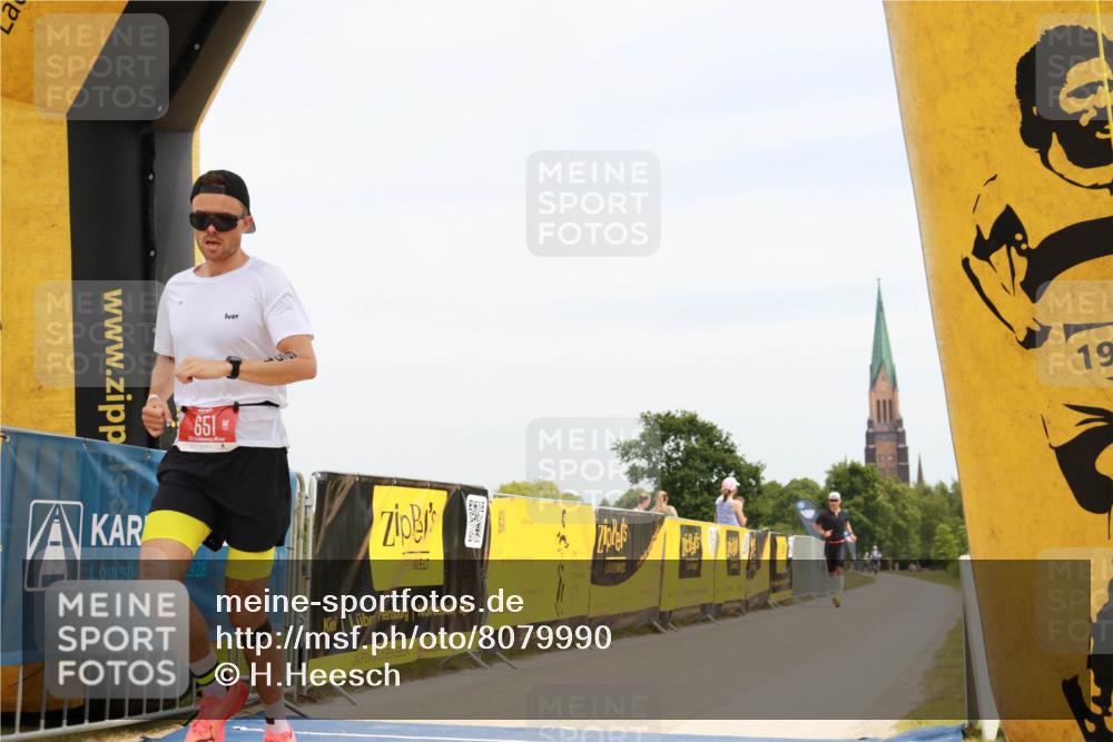 22.06.2025 - Viking Triathlon H.Heesch http://msf.ph/oto/8079990 22.06.2025 12:50:58 Laufen 651 meine-sportfotos.de