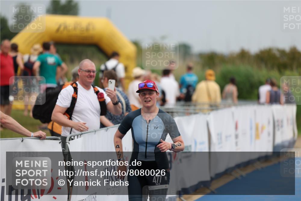 22.06.2025 - Viking Triathlon Yannick Fuchs http://msf.ph/oto/8080026 22.06.2025 16:50:01 Ziel 477, 499 meine-sportfotos.de