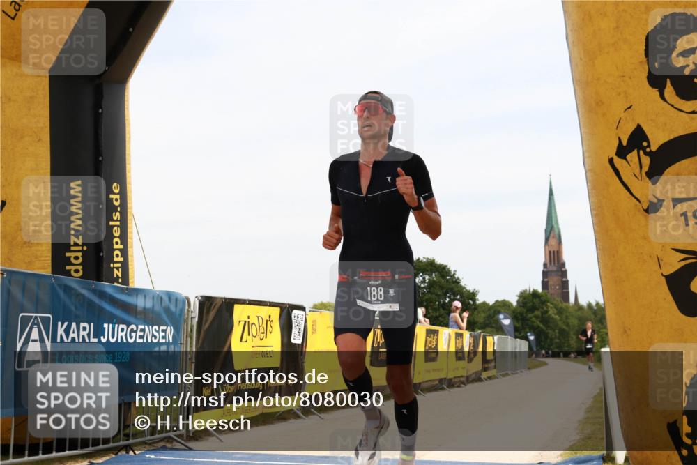 22.06.2025 - Viking Triathlon H.Heesch http://msf.ph/oto/8080030 22.06.2025 12:53:11 Laufen 188 meine-sportfotos.de
