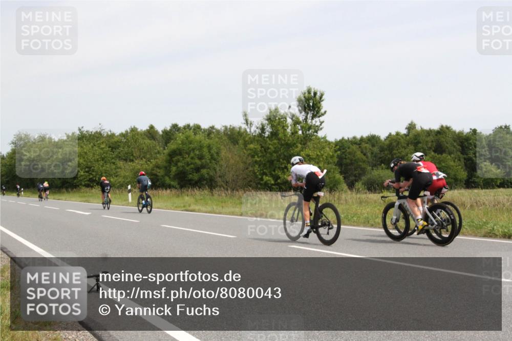 22.06.2025 - Viking Triathlon Yannick Fuchs http://msf.ph/oto/8080043 22.06.2025 12:19:05 Radfahren 484, 520, 602, 613, 616 meine-sportfotos.de