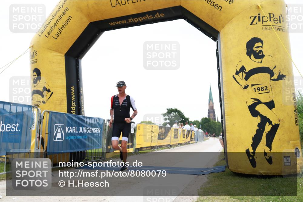22.06.2025 - Viking Triathlon H.Heesch http://msf.ph/oto/8080079 22.06.2025 16:03:29 Laufen 63 meine-sportfotos.de