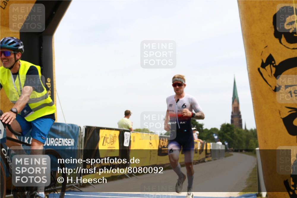 22.06.2025 - Viking Triathlon H.Heesch http://msf.ph/oto/8080092 22.06.2025 12:56:30 Laufen 4 meine-sportfotos.de