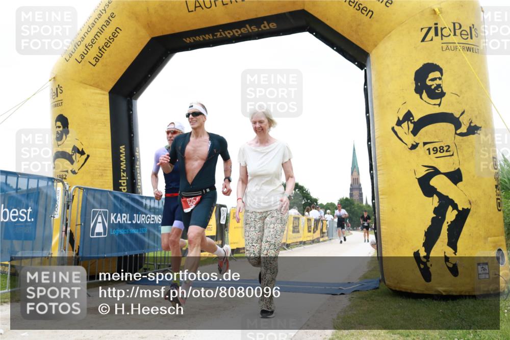 22.06.2025 - Viking Triathlon H.Heesch http://msf.ph/oto/8080096 22.06.2025 16:04:01 Laufen 625 meine-sportfotos.de