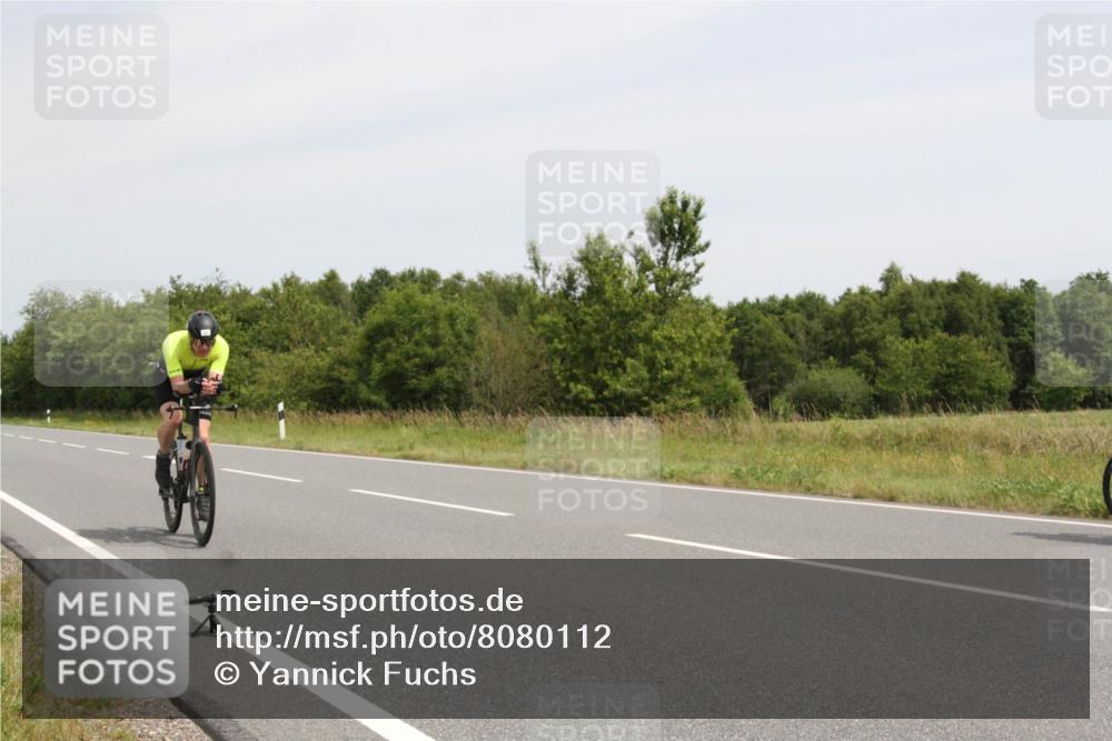 22.06.2025 - Viking Triathlon Yannick Fuchs http://msf.ph/oto/8080112 22.06.2025 12:19:36 Radfahren 81, 148, 196, 309, 457, 462, 620 meine-sportfotos.de