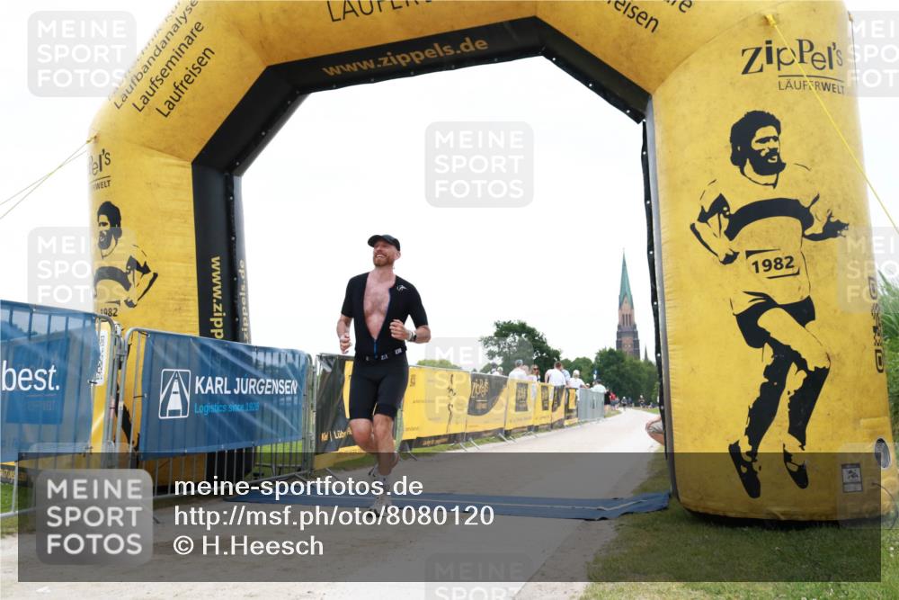 22.06.2025 - Viking Triathlon H.Heesch http://msf.ph/oto/8080120 22.06.2025 16:04:48 Laufen 342 meine-sportfotos.de