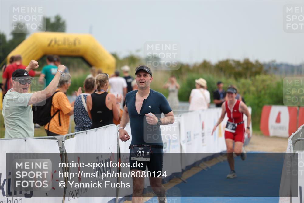 22.06.2025 - Viking Triathlon Yannick Fuchs http://msf.ph/oto/8080124 22.06.2025 16:50:55 Ziel 213, 353 meine-sportfotos.de