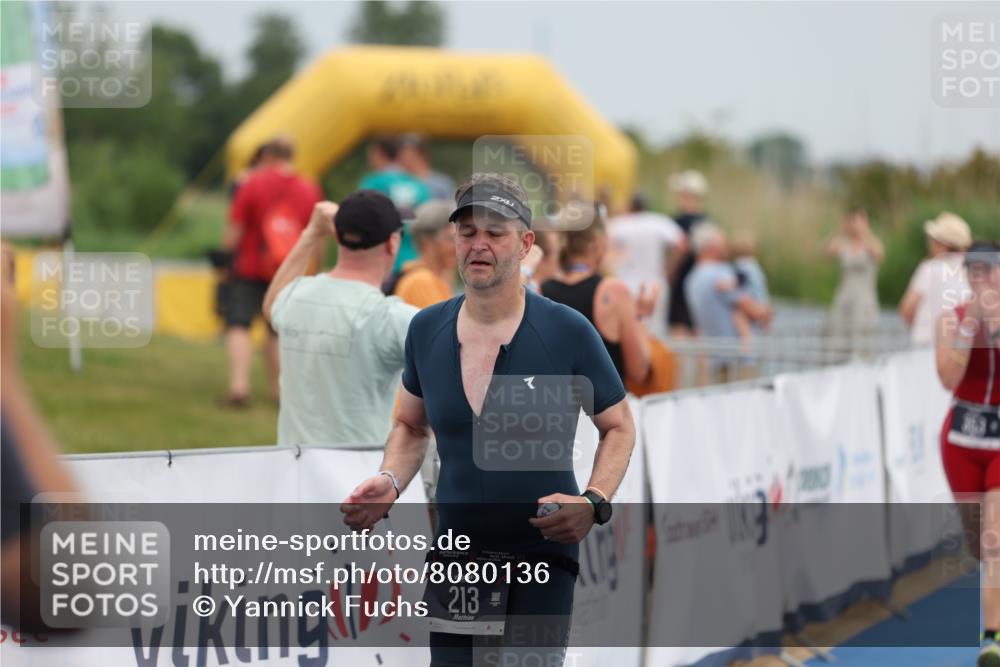 22.06.2025 - Viking Triathlon Yannick Fuchs http://msf.ph/oto/8080136 22.06.2025 16:50:56 Ziel 213, 353 meine-sportfotos.de
