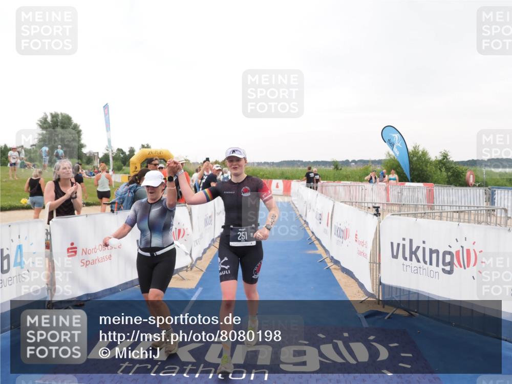 22.06.2025 - Viking Triathlon MichiJ http://msf.ph/oto/8080198 22.06.2025 16:05:38 Ziel 251, 454 meine-sportfotos.de