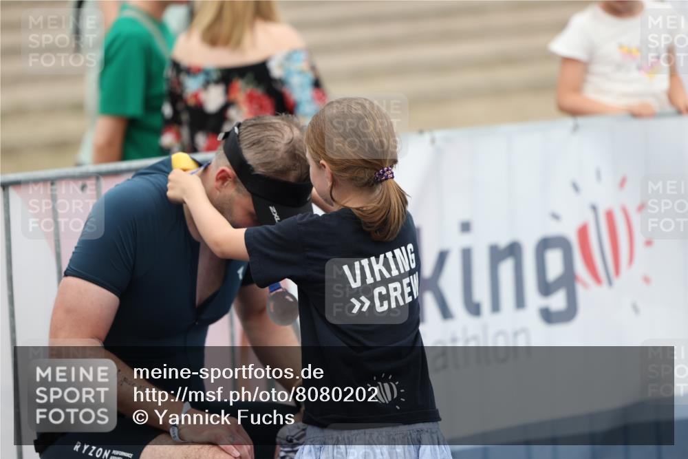 22.06.2025 - Viking Triathlon Yannick Fuchs http://msf.ph/oto/8080202 22.06.2025 16:51:09 Ziel  meine-sportfotos.de