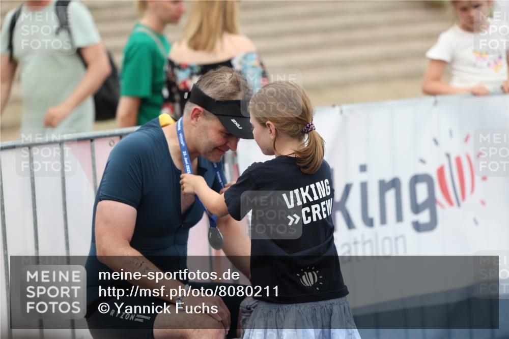 22.06.2025 - Viking Triathlon Yannick Fuchs http://msf.ph/oto/8080211 22.06.2025 16:51:10 Ziel  meine-sportfotos.de