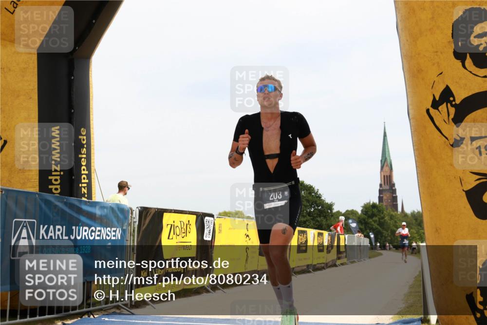 22.06.2025 - Viking Triathlon H.Heesch http://msf.ph/oto/8080234 22.06.2025 13:02:15 Laufen 203, 486 meine-sportfotos.de