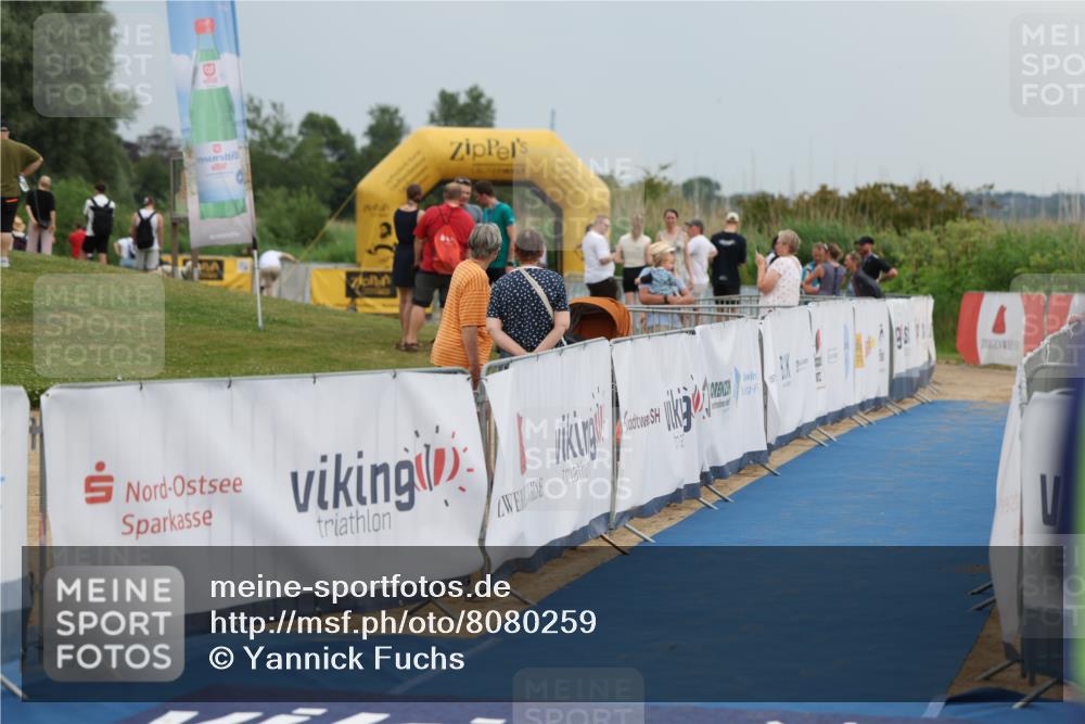 22.06.2025 - Viking Triathlon Yannick Fuchs http://msf.ph/oto/8080259 22.06.2025 16:52:21 Ziel  meine-sportfotos.de
