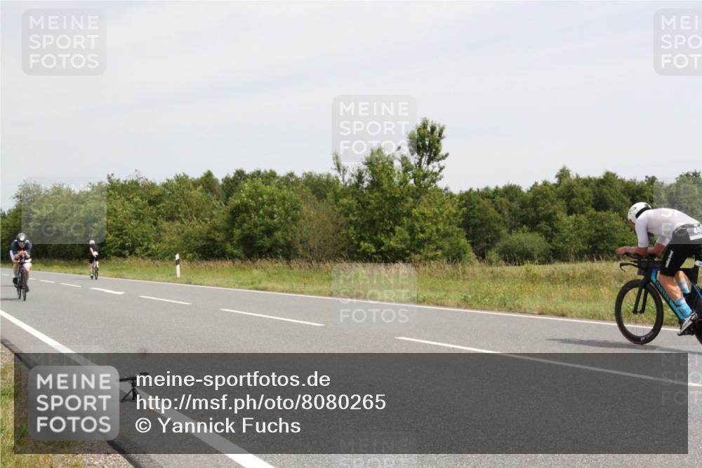 22.06.2025 - Viking Triathlon Yannick Fuchs http://msf.ph/oto/8080265 22.06.2025 12:20:35 Radfahren 40, 209, 217, 230, 290, 369, 436, 448, 519, 536, 546 meine-sportfotos.de
