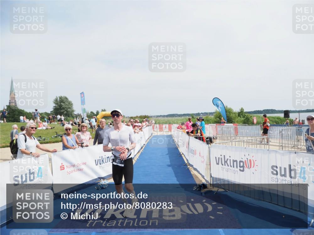 22.06.2025 - Viking Triathlon MichiJ http://msf.ph/oto/8080283 22.06.2025 14:20:06 Ziel 401 meine-sportfotos.de