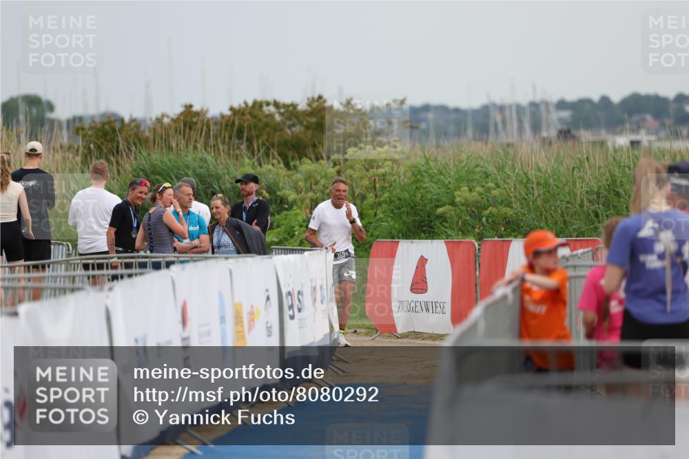 22.06.2025 - Viking Triathlon Yannick Fuchs http://msf.ph/oto/8080292 22.06.2025 16:53:24 Ziel  meine-sportfotos.de