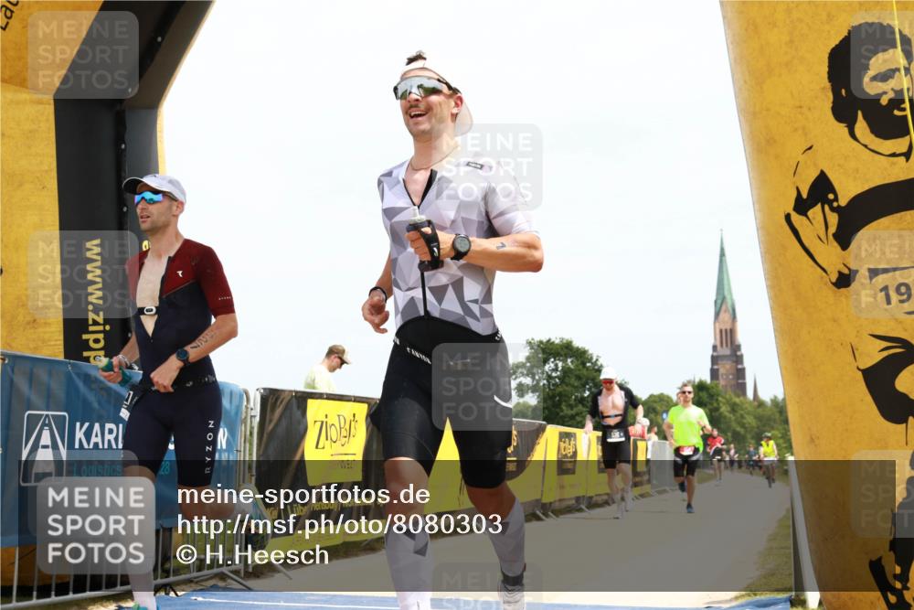 22.06.2025 - Viking Triathlon H.Heesch http://msf.ph/oto/8080303 22.06.2025 13:04:31 Laufen 1, 527, 536, 654 meine-sportfotos.de
