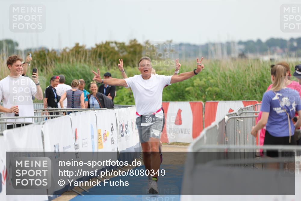 22.06.2025 - Viking Triathlon Yannick Fuchs http://msf.ph/oto/8080349 22.06.2025 16:53:32 Ziel 359 meine-sportfotos.de