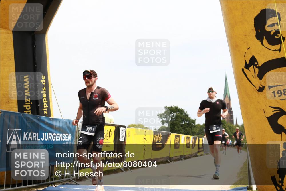 22.06.2025 - Viking Triathlon H.Heesch http://msf.ph/oto/8080404 22.06.2025 13:06:05 Laufen 187, 388, 407 meine-sportfotos.de
