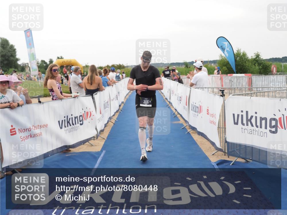 22.06.2025 - Viking Triathlon MichiJ http://msf.ph/oto/8080448 22.06.2025 15:56:44 Ziel 261, 306 meine-sportfotos.de