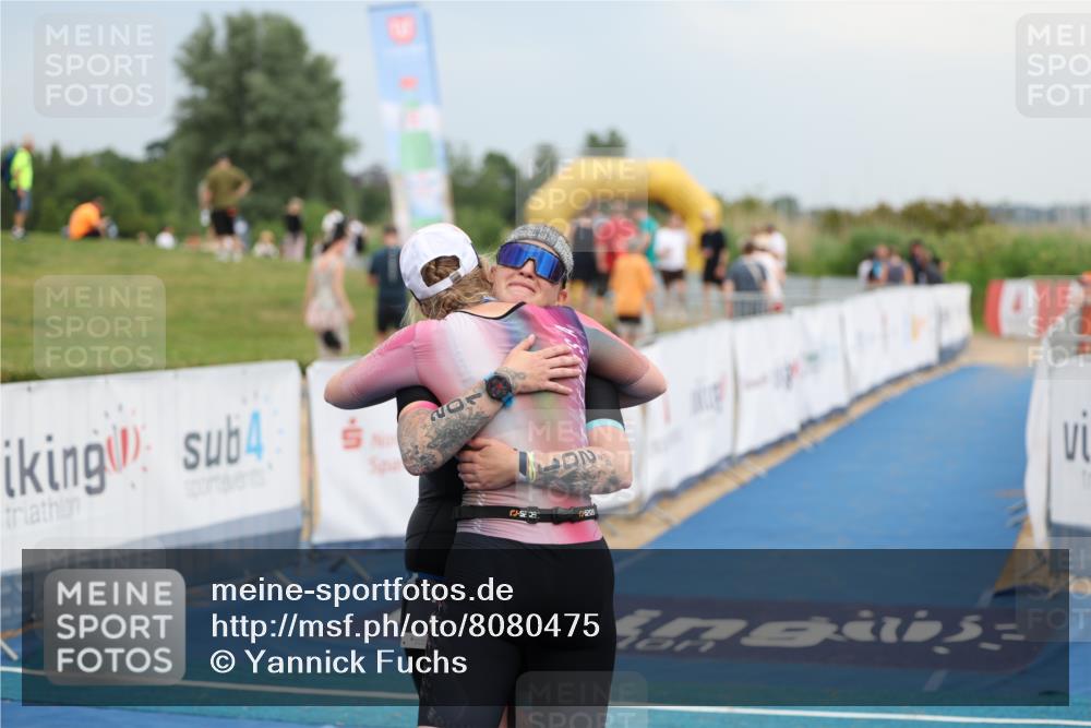 22.06.2025 - Viking Triathlon Yannick Fuchs http://msf.ph/oto/8080475 22.06.2025 16:54:20 Ziel 201 meine-sportfotos.de